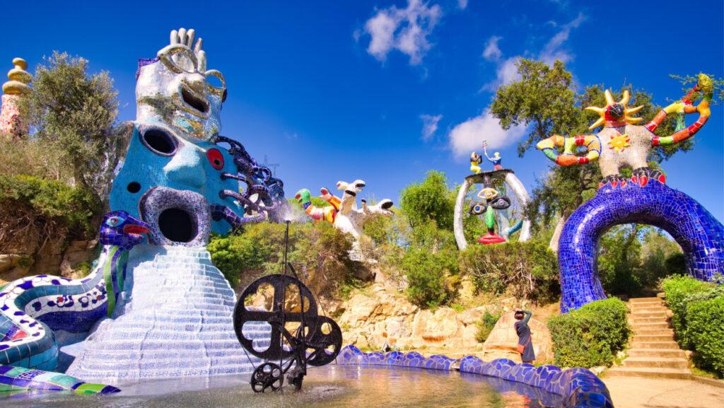 Le Jardin des Tarots, chef-d'œuvre de Niki de Saint Phalle, en Toscane (Italie) - Paolo Borella / Shuttterstock