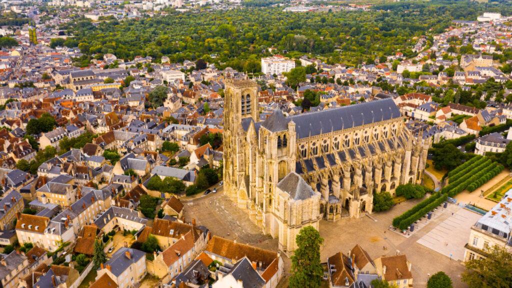 Vue aérienne de Bourges - BearFotos / Shutterstock